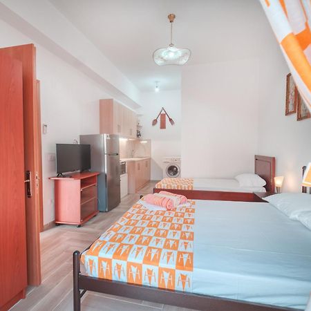 Mirror Beach Ksamil - Vila Zervo Sarande Exterior photo